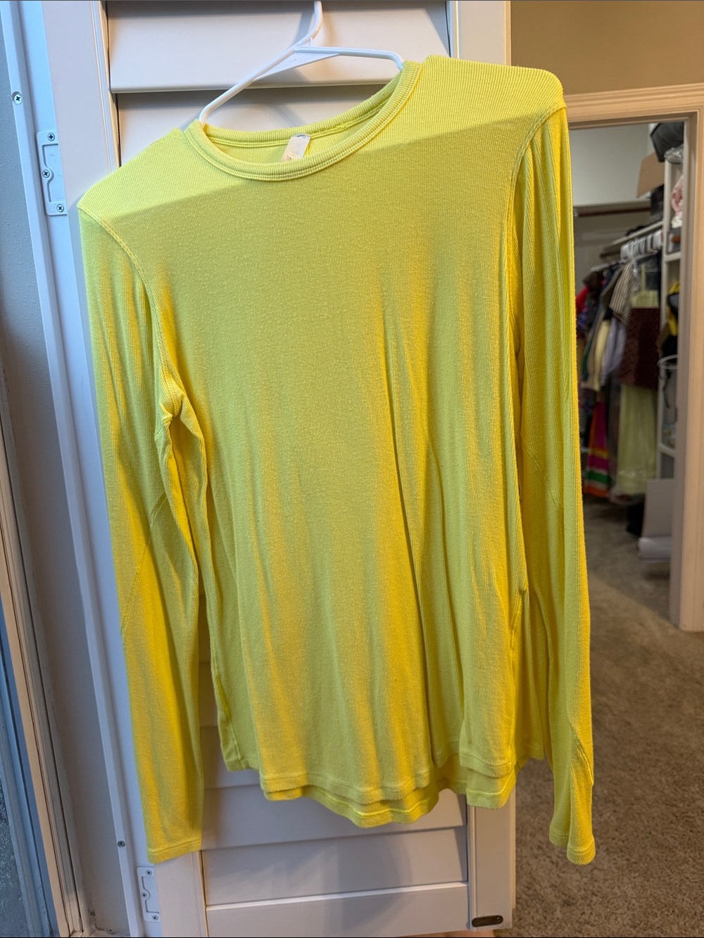 Lululemon Hold Tight Long Sleeve Shirt
Sunlight Yellow